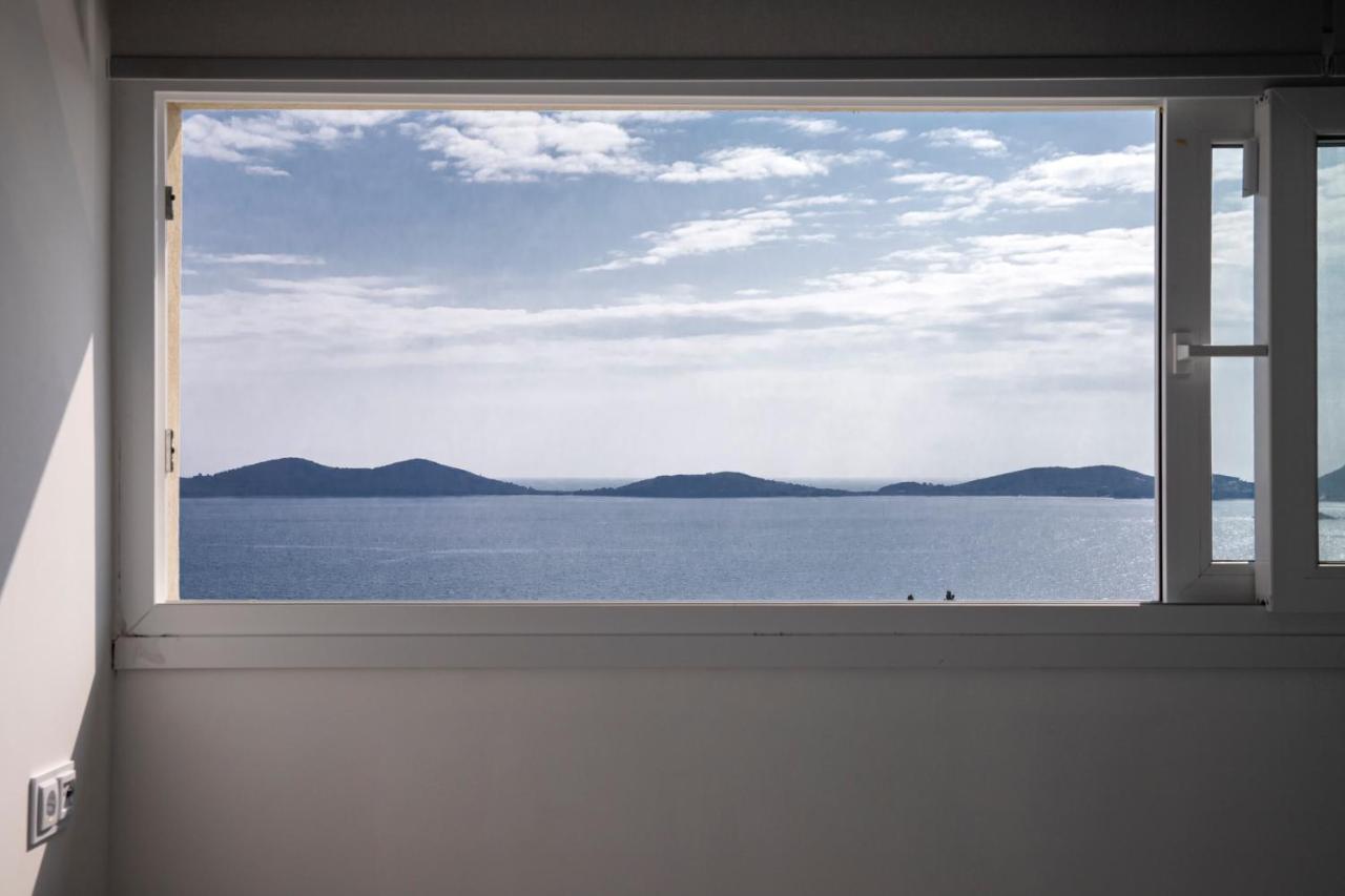 Dk Luxury Suite Néa Péramos Kültér fotó