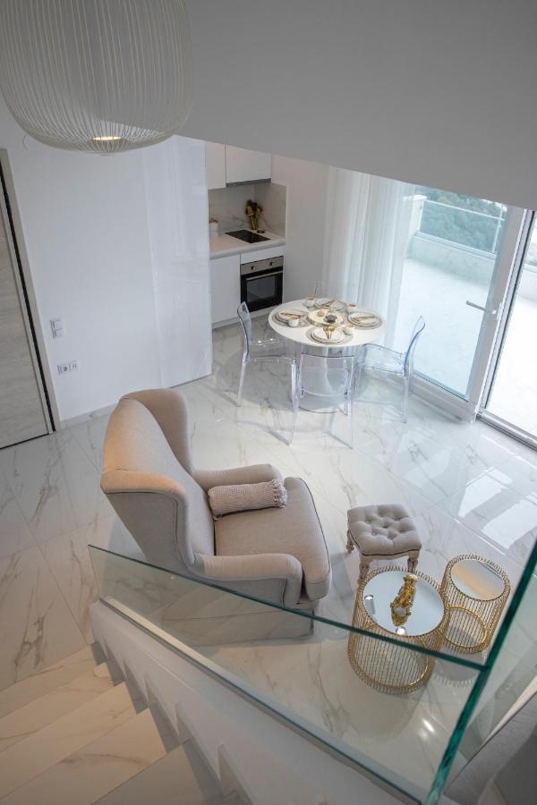 Dk Luxury Suite Néa Péramos Kültér fotó