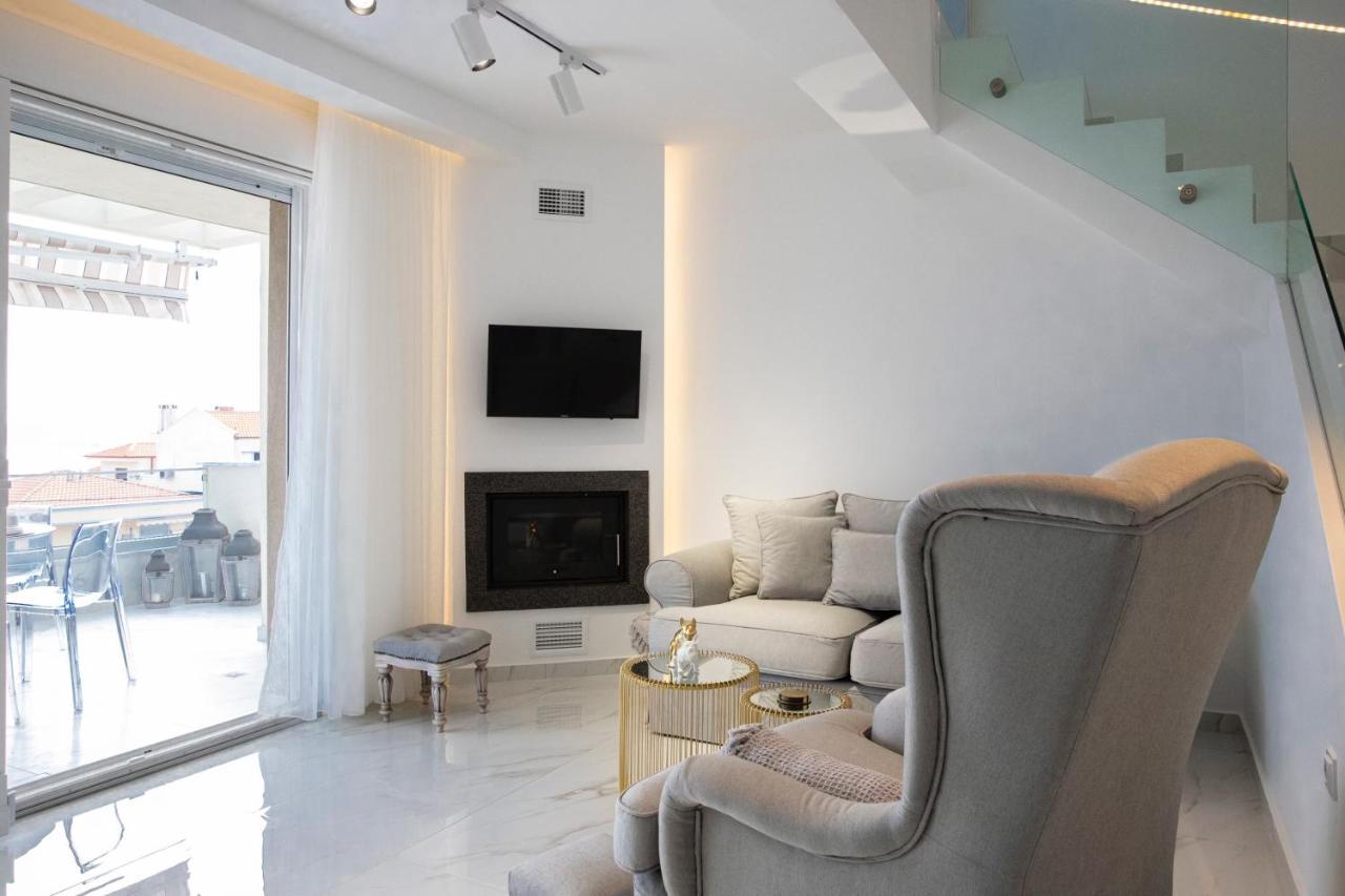 Dk Luxury Suite Néa Péramos Kültér fotó
