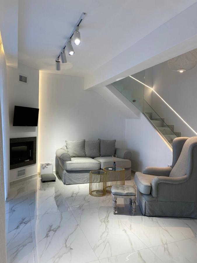 Dk Luxury Suite Néa Péramos Kültér fotó