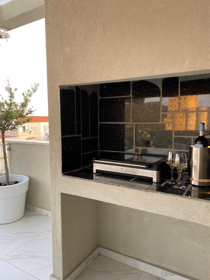 Dk Luxury Suite Néa Péramos Kültér fotó